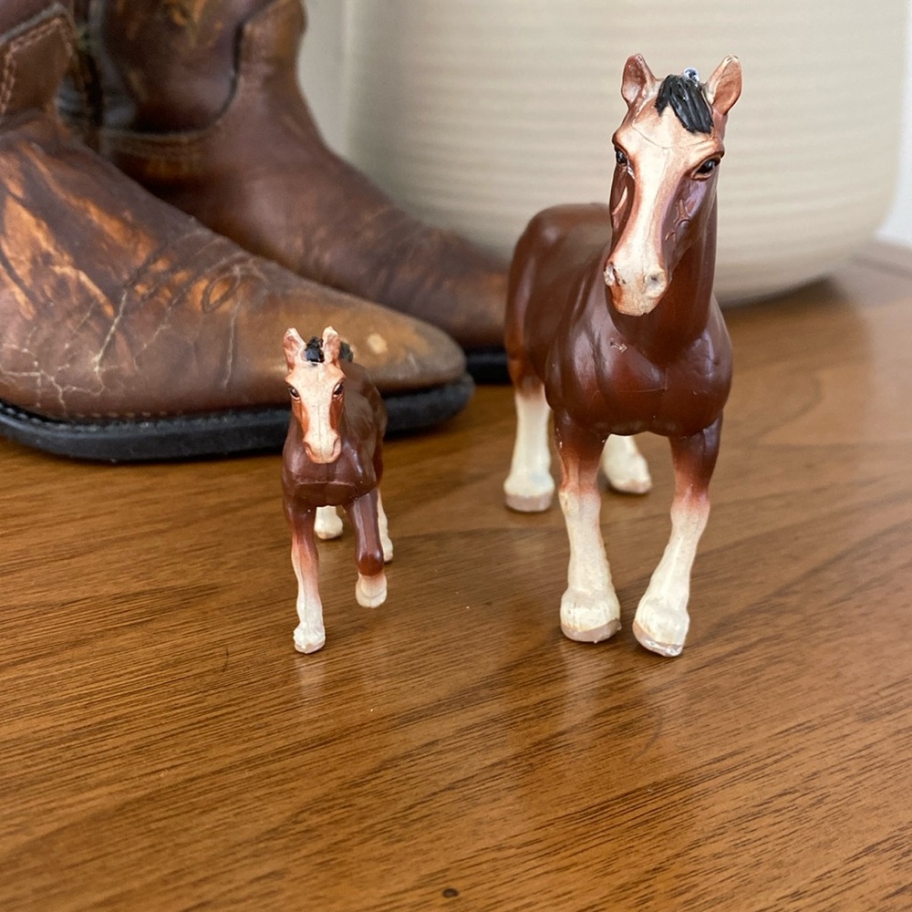ERTL Vintage Clydesdale Stallion Horse and Pony Figurines - Collectible - Picture 2 of 15